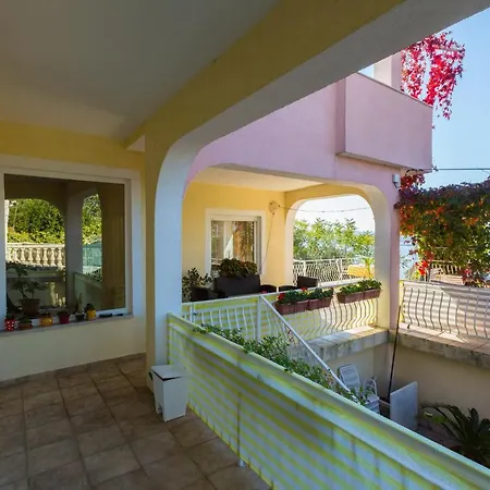 Appartamento Ljiljana D *