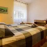 Ljiljana D Apartament Dramalj