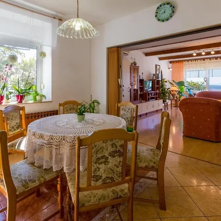 Ljiljana D 德拉马利