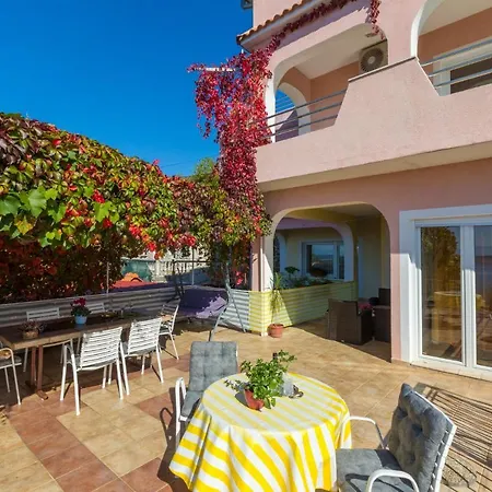 Apartment Ljiljana D Dramalj